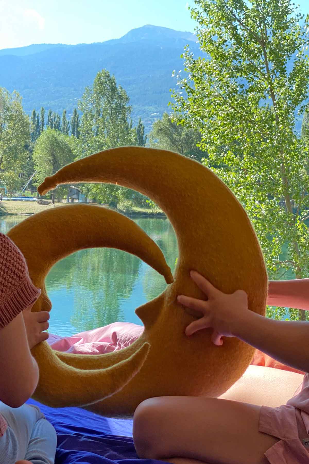 mondkissen-gross-und-klein-see