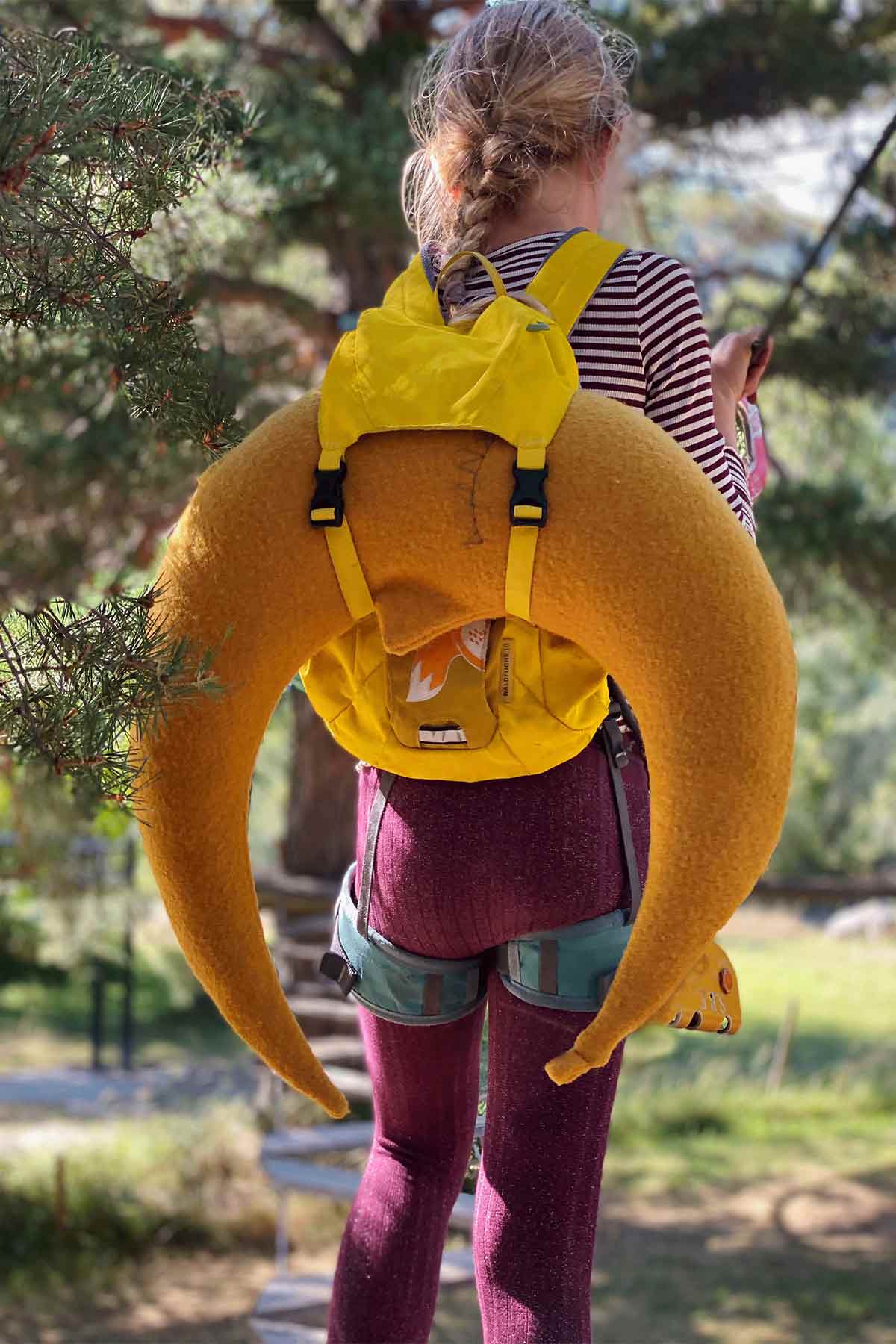 spielkissen-mond-gross-gelb